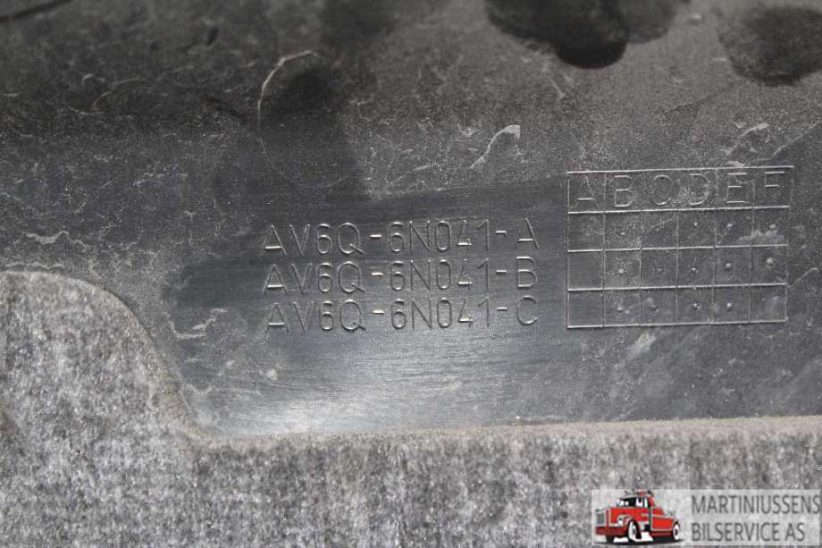 Motordeksel over motor til Volvo V70 2007-2013 (Type III, Fase 1)  (VOLVO|)