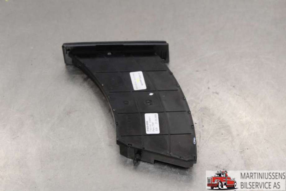 Dashbord koppholder til BMW 5-Serie 2003-2010 (E60/E61) (E60/E61) (BMW||31430-0000)