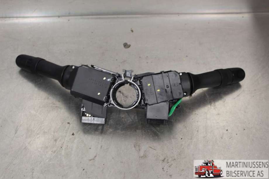 Bryter combi til Toyota Yaris 2014-2020 (Type III, Fase 2)  (TOYOTA||173832)