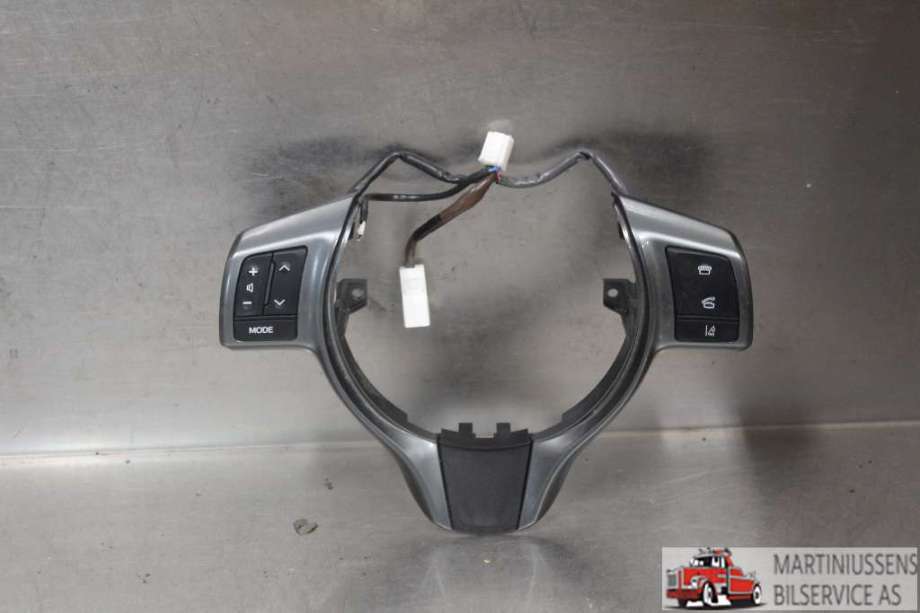 Bryter combi til Toyota Yaris, 2014-2020 (Type III, Fase 2)  (TOYOTA|)