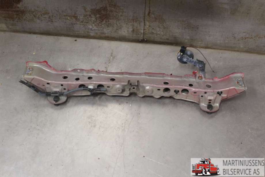 Frontplate øvre til Toyota Yaris 2014-2020 (Type III, Fase 2)  (TOYOTA|)