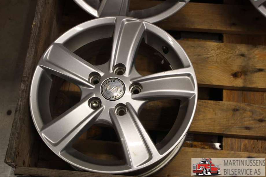 Felgsett aluminium til VW Golf V, Combi 2003-2008  (VOLKSWAGEN|5X112|6X15 ET 47|)