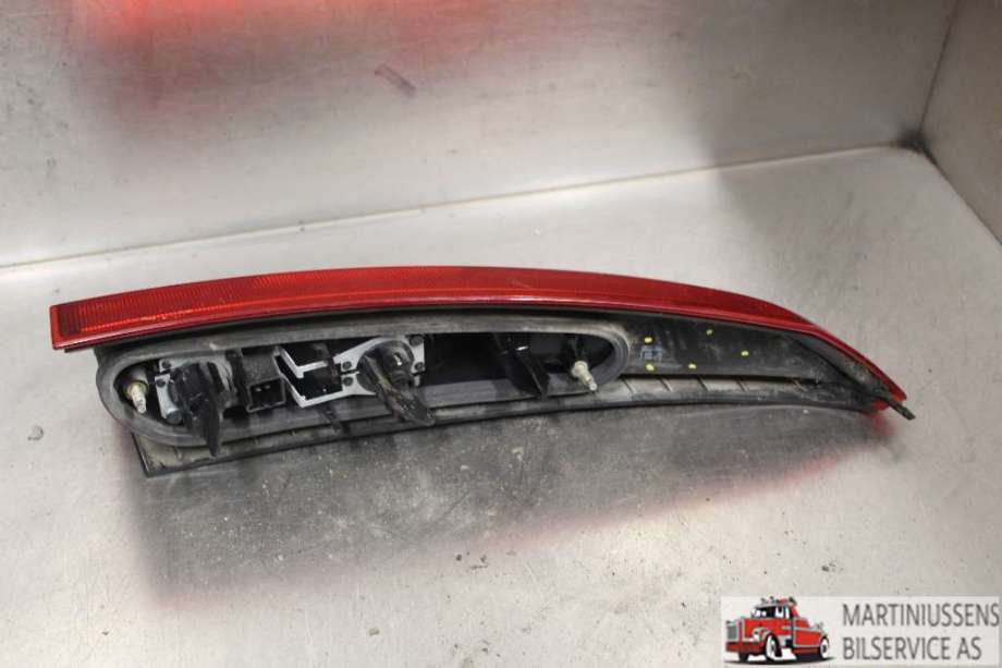 Baklykt høyre til Volvo V70 2000-2004 (Type II, Fase 1)  (|9154494 ECE)