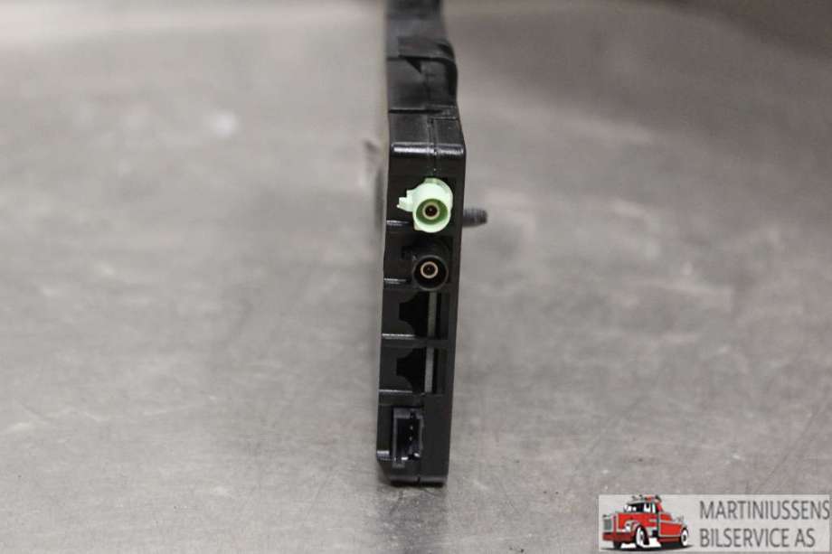 Antenne forsterker til BMW X3 2010-2017 (F25) (F25) (BMW||9276064-01)
