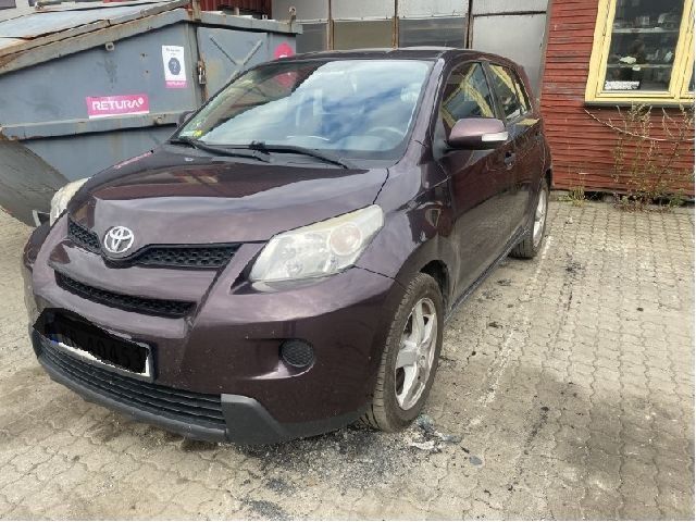 Støtfanger foran til Toyota Urban Cruiser, 2009-2014  (TOYOTA|)