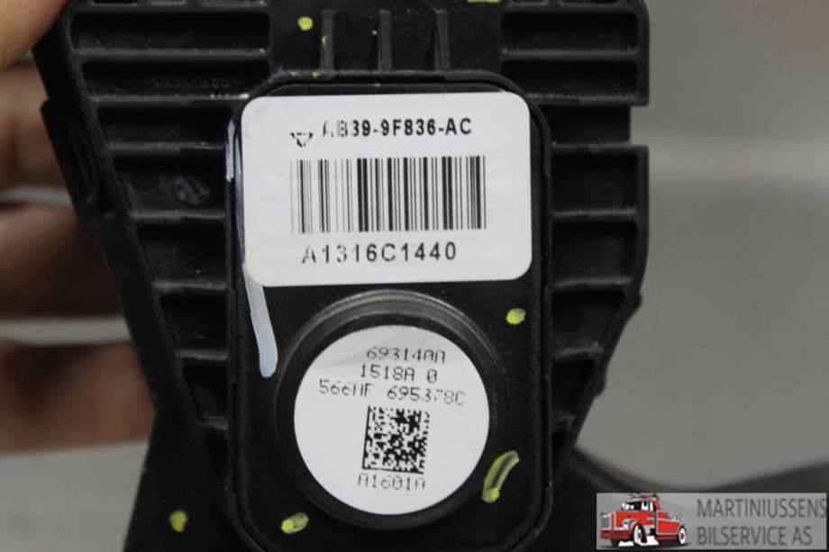 Pedal gass/brems/clutch til Ford Ranger / Ranger Raptor 2015-2022  (FORD||AB39-97F836-AC)