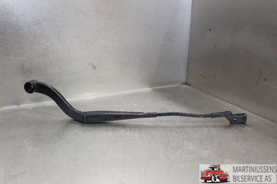 Viskerarmer frontrute til Ford Ranger / Ranger Raptor 2015-2022  (FORD||EB3B-17C495-AA)