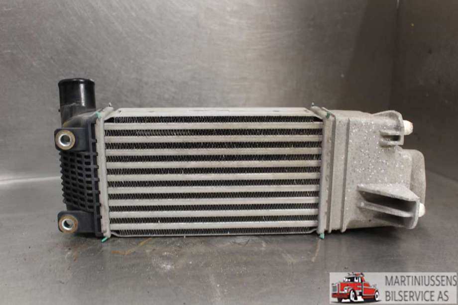 Intercooler til Toyota Auris 2007-2010 (Type I, Fase 1)  (TOYOTA|)