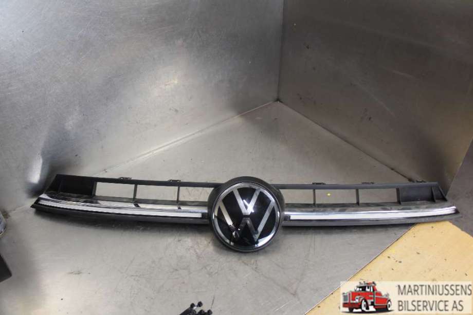 Grill midt til VW Polo, 2017-2021 (Type VI, Fase 1)  (VW|)