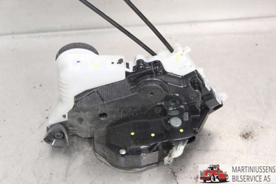 Låsekasse høyre til Toyota Yaris, 2012-2014 (Type III, Fase 1)  (TOYOTA|)