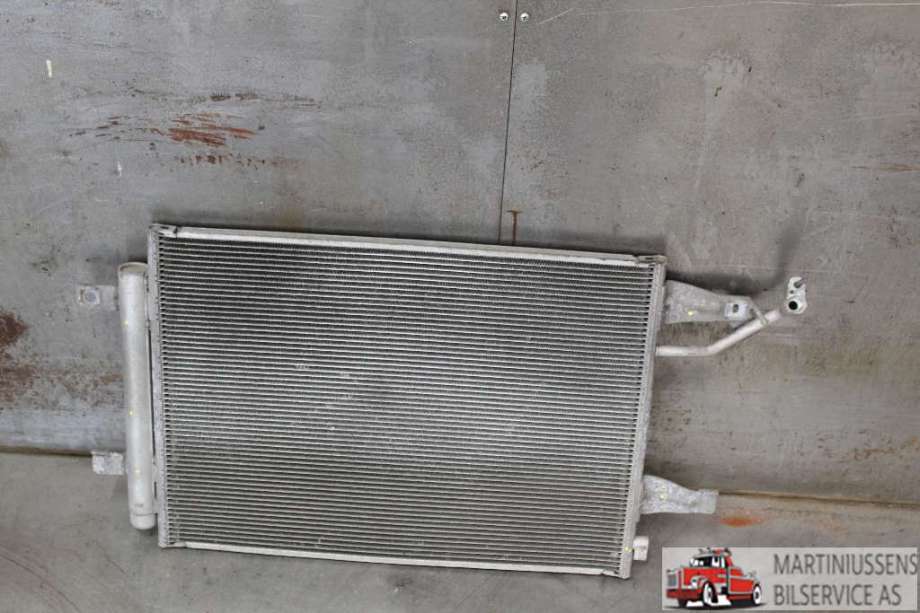 Aircondition radiator til Mitsubishi Colt, 2004-2008 (Type VII, Fase 1)  (MITSUBISHI|MR568975)