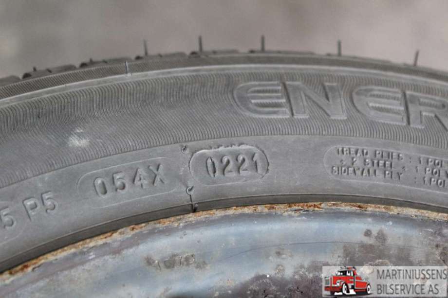 Dekk til Annet Dekk sommer 0-->>  (ENERGY SAVER|185/60R14 6MM|MICHELIN)