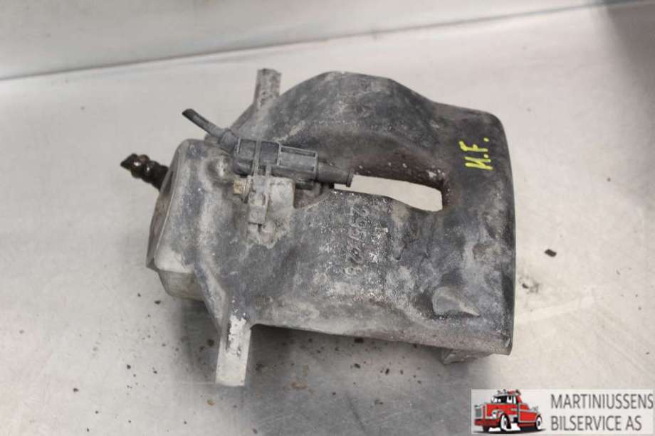 Bremsecaliper høyre foran til Mercedes C-Klasse 2011-2014 (Fase 2) (W204) (W204) (MERCEDES|)