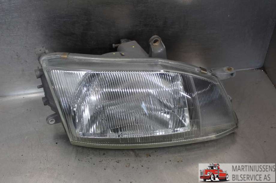 Frontlykt høyre halogen til Toyota Hiace, 1996-2001 (Fase 1) (TOYOTA|)
