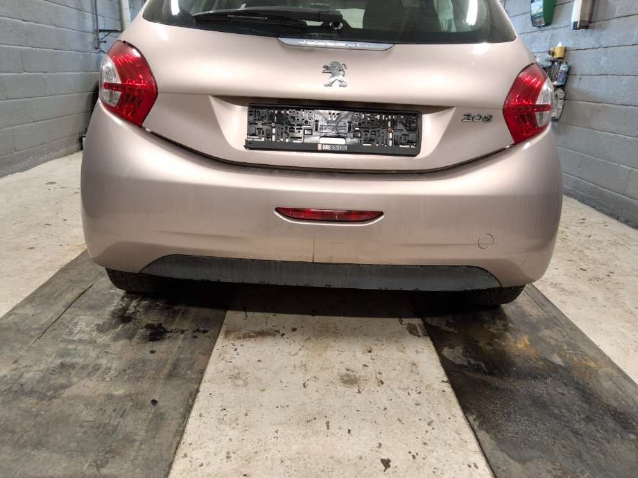 Støtfanger bak til Peugeot 208, 2012-2019 (Type I)  (PEUGEOT|)