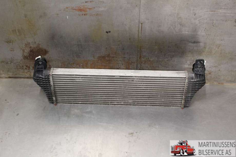 Intercooler til VW Transporter / Caravelle 2009-2015 (Fase 2) (T5) (T5) (VOLKSWAGEN|)