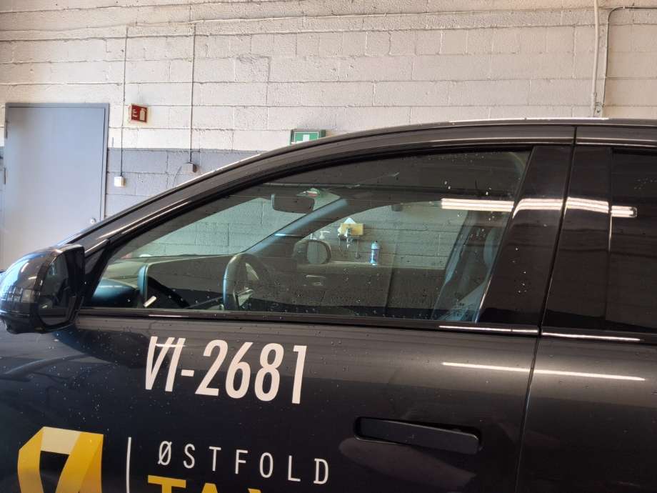 Siderute venstre foran til Hyundai Ioniq 6, 2023-->>  (HYUNDAI|)
