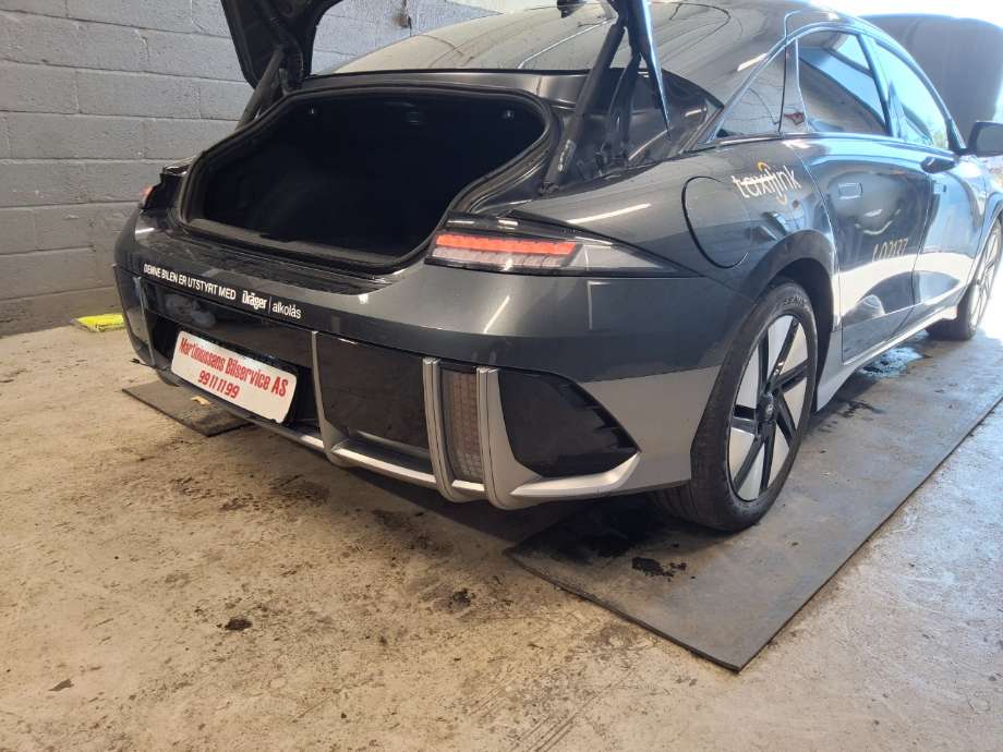 Støtfanger bak til Hyundai Ioniq 6 2023-->>  (HYUNDAI|)