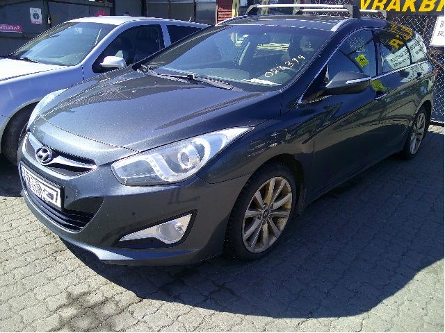 Frontlykt venstre halogen til Hyundai i40, 2012-2017  (HYUNDAI|92101 3Z000)