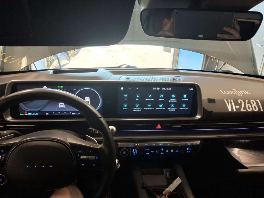 Multimedia display (MCU - Media Controller Unit) til Hyundai Ioniq 6 2023-->>  (HYUNDAI|)