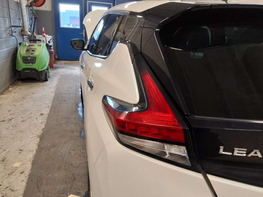 Baklykt venstre til Nissan Leaf, 2018-->> (Type II)  (NISSAN|)