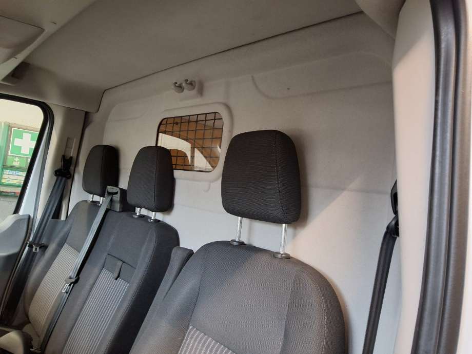 Bagasjerom hundegitter til Ford Transit 2014-->>  (FORD|)