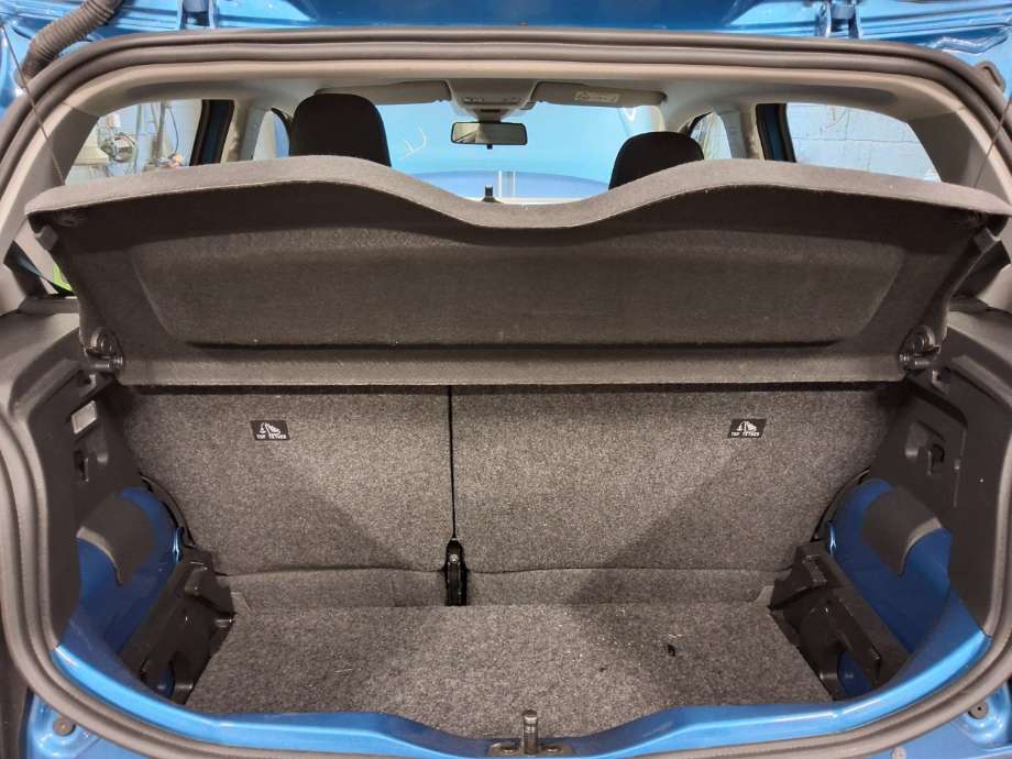 Hattehylle til VW E-Up 2019-->>  (VOLKSWAGEN|)