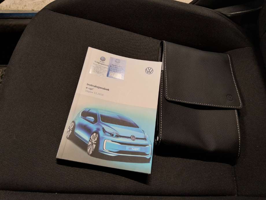 Instruksjonsbok til VW E-Up, 2019-->>  (VOLKSWAGEN|)