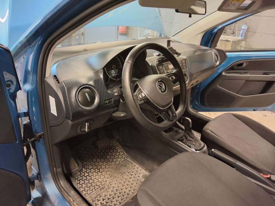 Dashbord til VW E-Up, 2019-->>  (VOLKSWAGEN|)