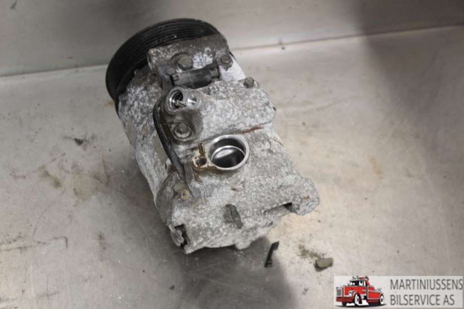 Aircondition kompressor til Mercedes C-Klasse 2004-2007 (Fase 2) (W203) (W203) (MERCEDES||A 001 230 55 11)
