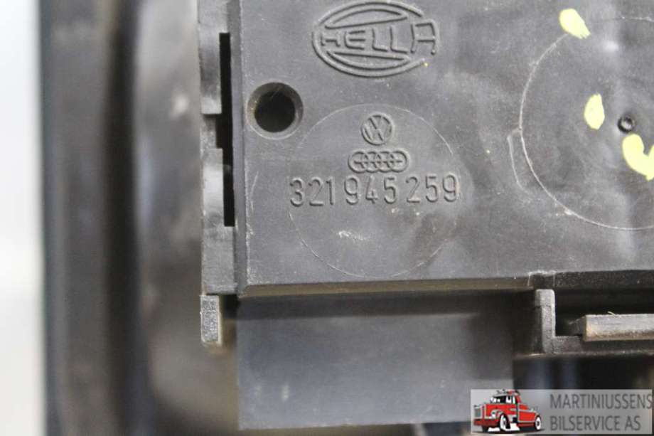 Baklykt høyre indre til VW Corrado 1988-1995  (VOLKSWAGEN|)