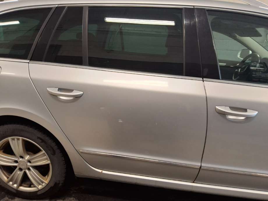 Dør høyre bak til Škoda Superb, 2008-2015 (Type II)  (SKODA|)