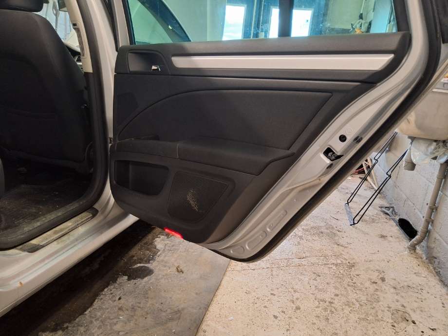 Dørtrekk høyre til Škoda Superb, 2008-2015 (Type II)  (SKODA|)