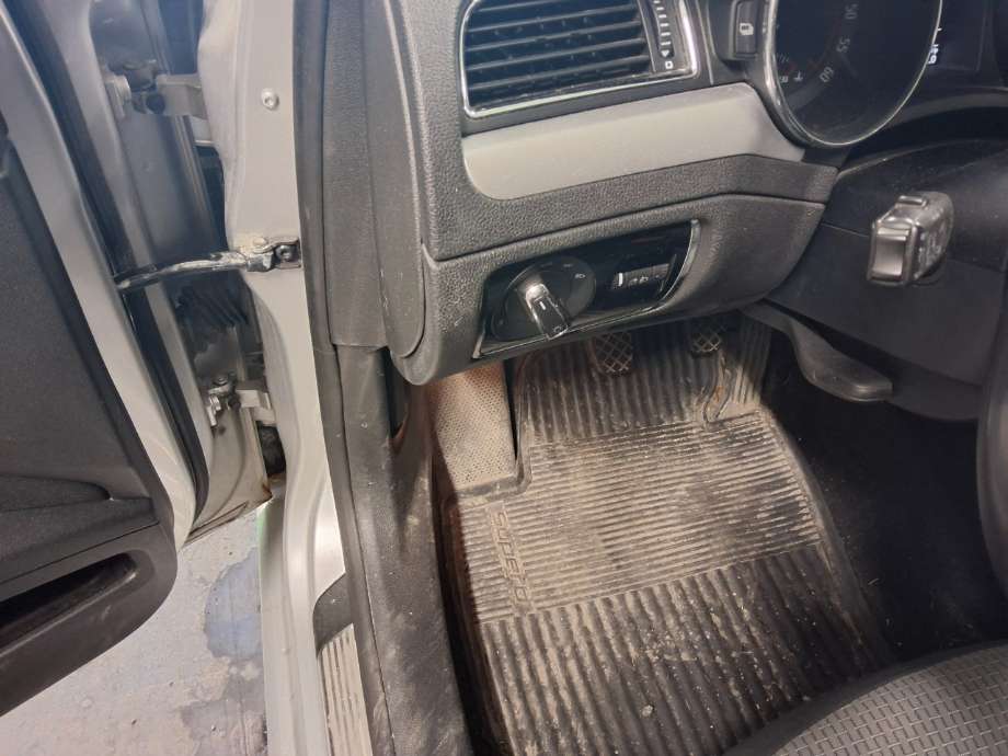 Bryter lys til Škoda Superb, 2008-2015 (Type II)  (SKODA|)