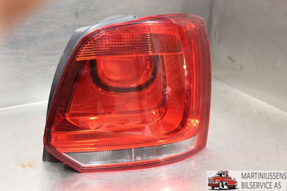 Baklykt høyre til VW Polo 2009-2014 (Type V, Fase 1)  (VOLKSWAGEN||6R0 945 096 G)