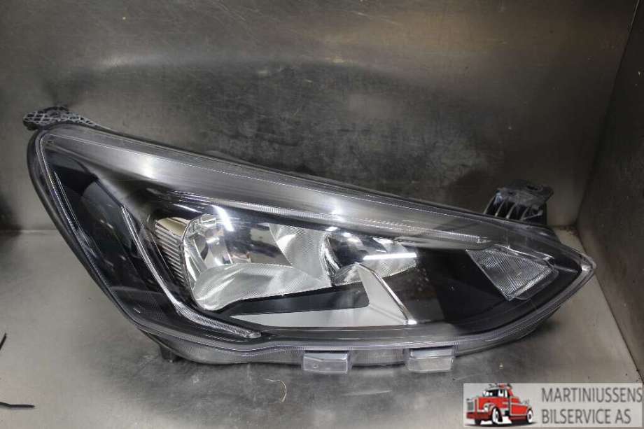 Frontlykt høyre halogen til Ford Focus 2018-->> (Type IV)  (FORD||JX7B-13W029-CE)