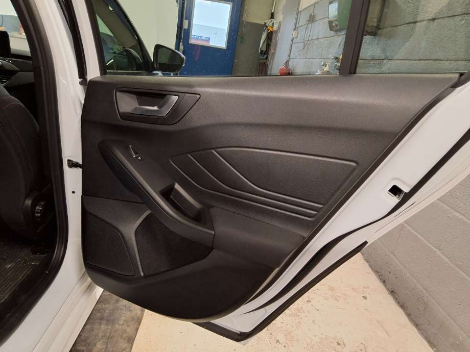 Dørtrekk høyre til Ford Focus, 2018-->> (Type IV)  (FORD|)