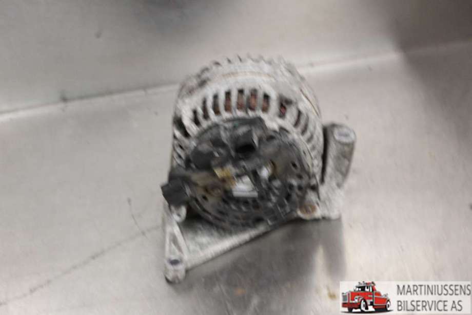 Dynamo til VW Transporter / Caravelle 2003-2009 (Fase 1) (T5) (T5) (VOLKSWAGEN||0 124 615 031 592)