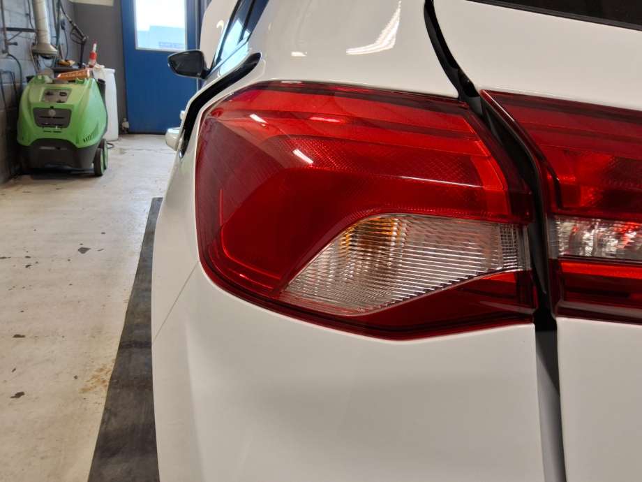 Baklykt venstre til Ford Focus, 2018-->> (Type IV)  (FORD|)