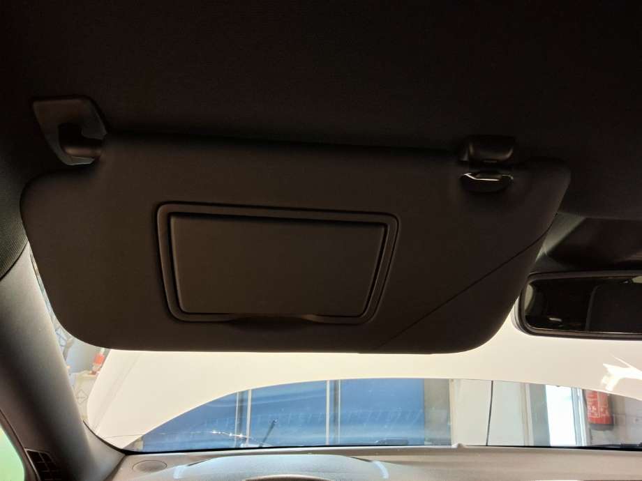 Solskjerm til Ford Focus, 2018-->> (Type IV)  (FORD|)