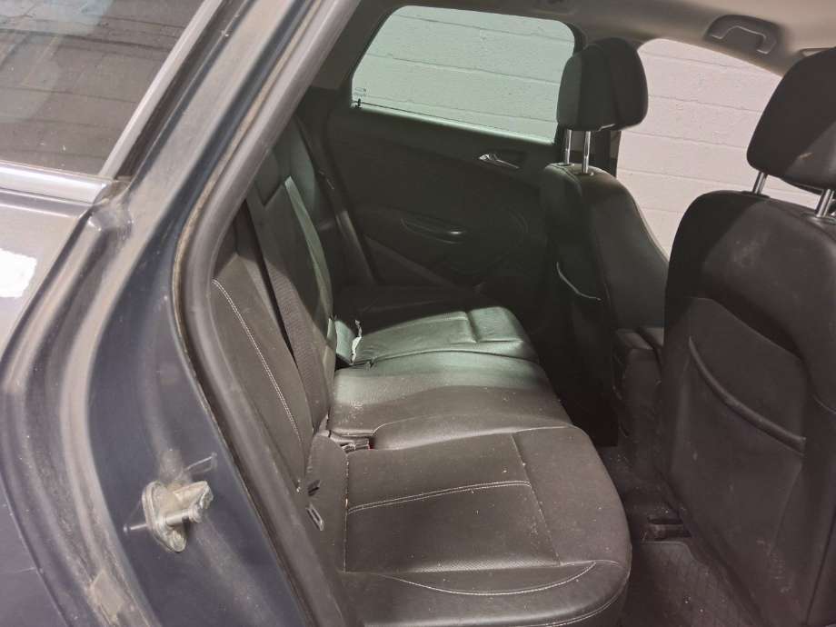 Sete bak til Opel Astra J, 2010-2015  (OPEL|)