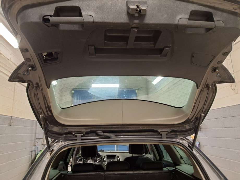 Diverse deler til Opel Astra J, 2010-2015  (OPEL|)