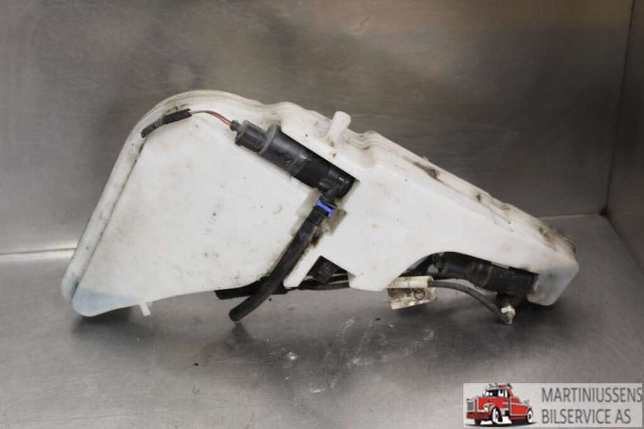 Spylertank til Audi A6 2011-2014 (Type IV, Fase 1) (C7) (C7) (AUDI|4G8 955 453 D|)