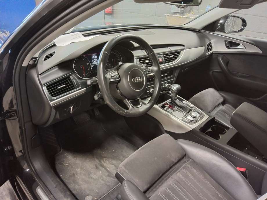 Dashbord til Audi A6, 2011-2014 (Type IV, Fase 1) (C7) (C7) (AUDI|)