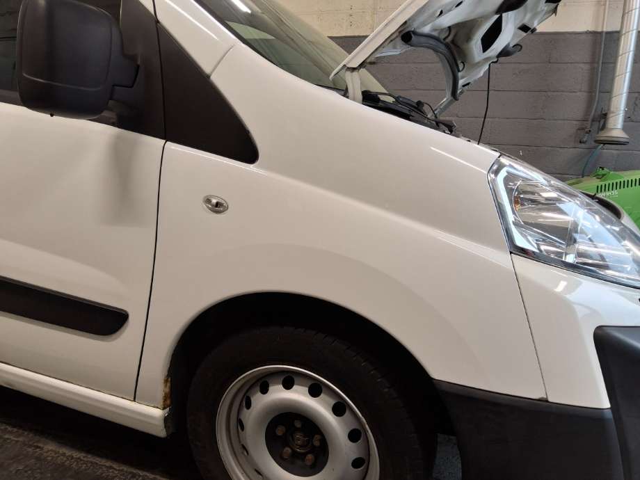 Skjerm høyre foran til Citroën Jumpy, 2007-2016 (Type II)  (CITROEN|7841 T8)