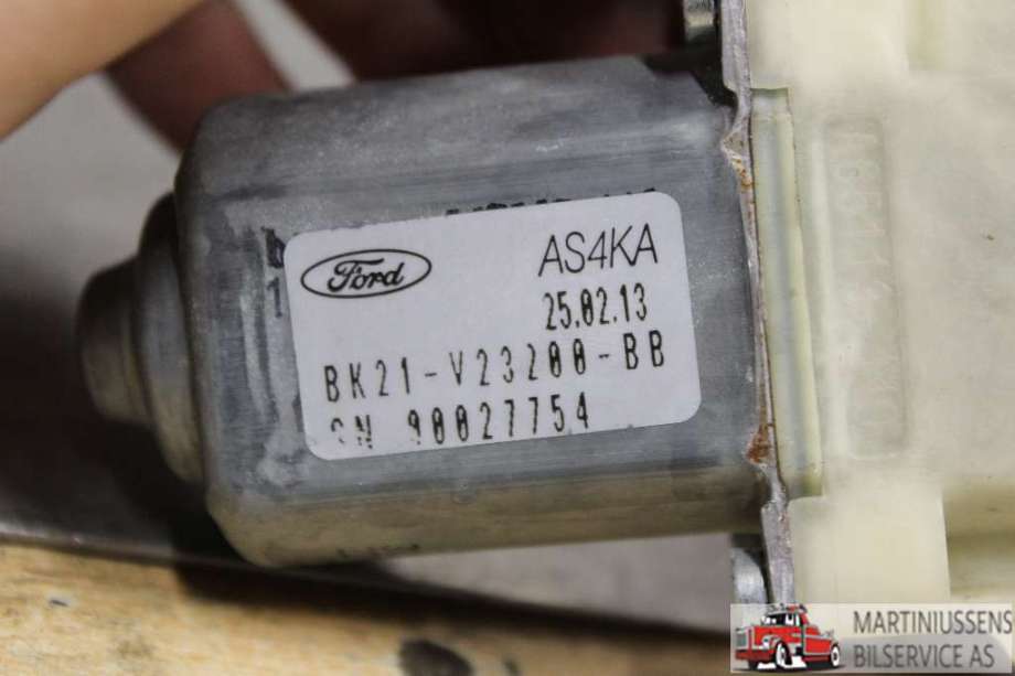 Ruteheis høyre til Ford Transit Custom 2013-2023 (Type I)  (FORD||BK21-V23200-BB)