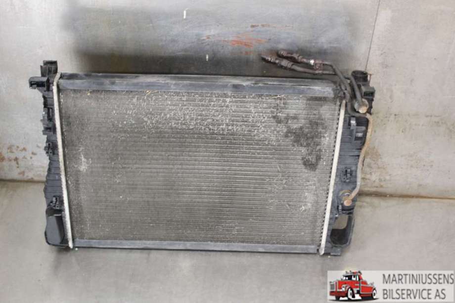 Radiator (automat gir) til Mercedes E-Klasse 2006-2009 (Fase 2) (W211) (W211) (MERCEDES||A 211 500 23 02)