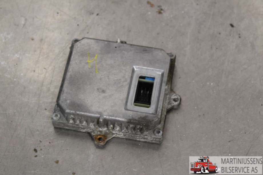Styreenhet xenon/ballast til Mercedes C-Klasse 2000-2004 (Fase 1) (W203) (W203) (MERCEDES||1 307 329 088)