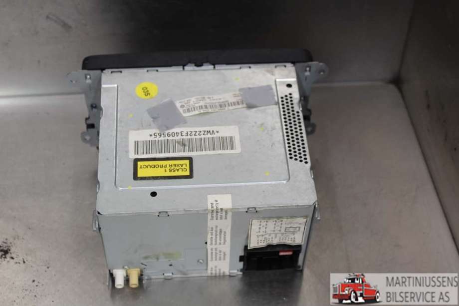 Bilstereo til VW Touran 2003-2006 (Type I, Fase 1)  (VOLKSWAGEN||1K0 035 186 P)
