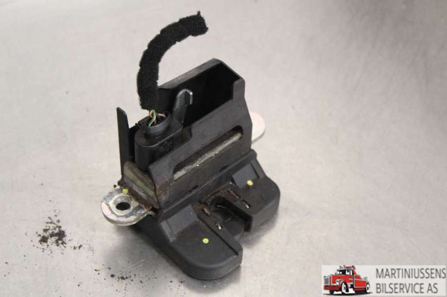 Baklukelås til VW Touran 2003-2006 (Type I, Fase 1)  (VOLKSWAGEN||3C0 827 645 A)